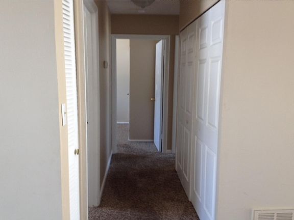 4th image of 7409 Edenroc Ln