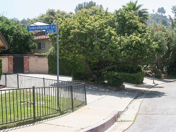 4th image of 4310 Tamoshanter Ln