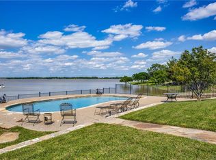 435 Lakecrest Dr, Lakewood Village, TX 75068