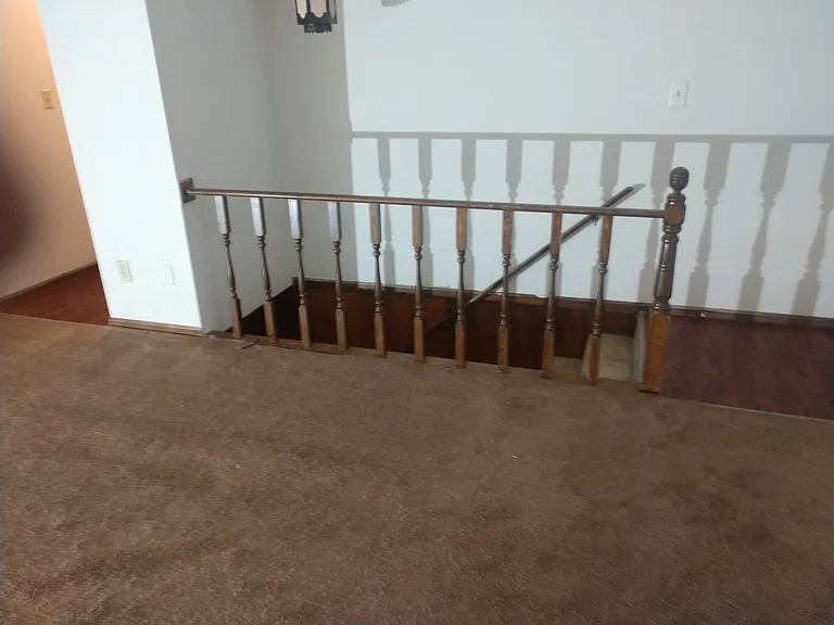 1394 Carriage Hill Dr SE — Photo 4