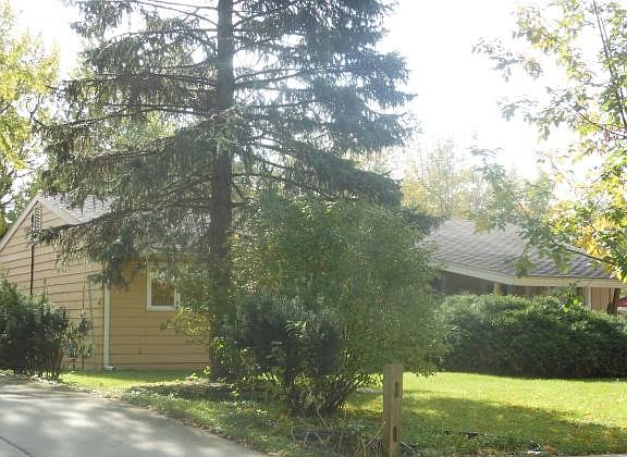 2nd image of 173 Cypress Dr