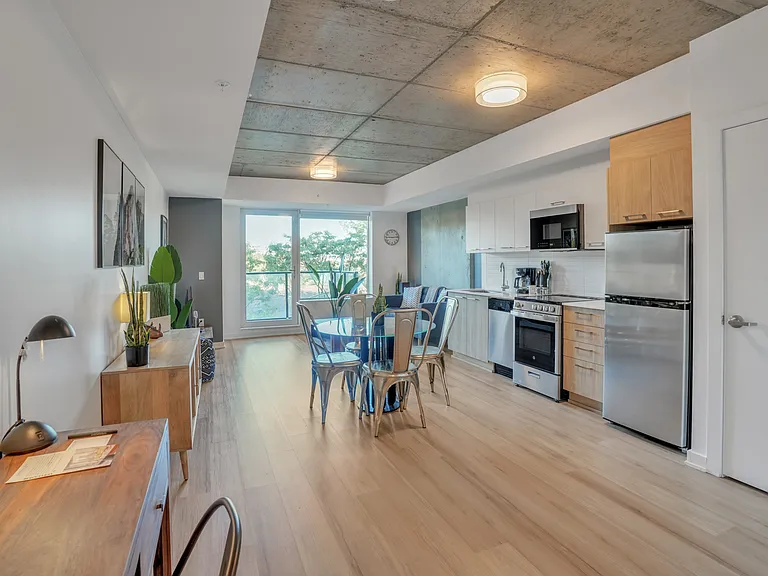 36 Robinson Ave — Photo 24