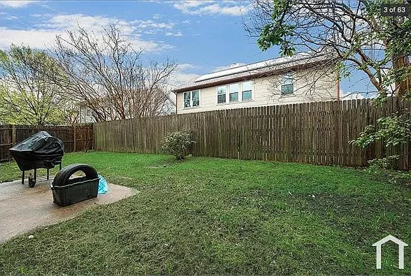768 Pierre Ln — Photo 9