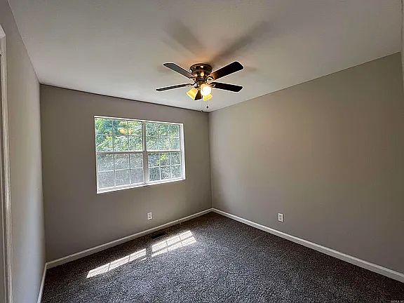 5th image of 8703 Hickory St