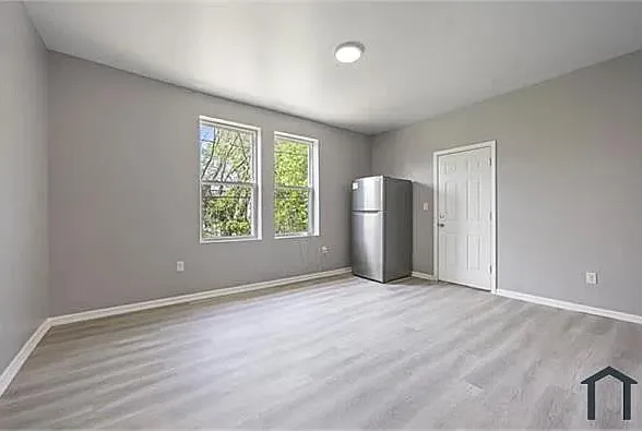 3406 Fairview Ave #10 — Photo 11