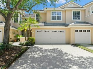 412 Date Palm Ct NE, Saint Petersburg, FL 33703