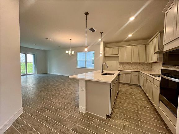 3rd image of 2299 Juniper Berry Ave