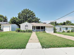 4240 Surrey St, Fort Worth, TX 76133