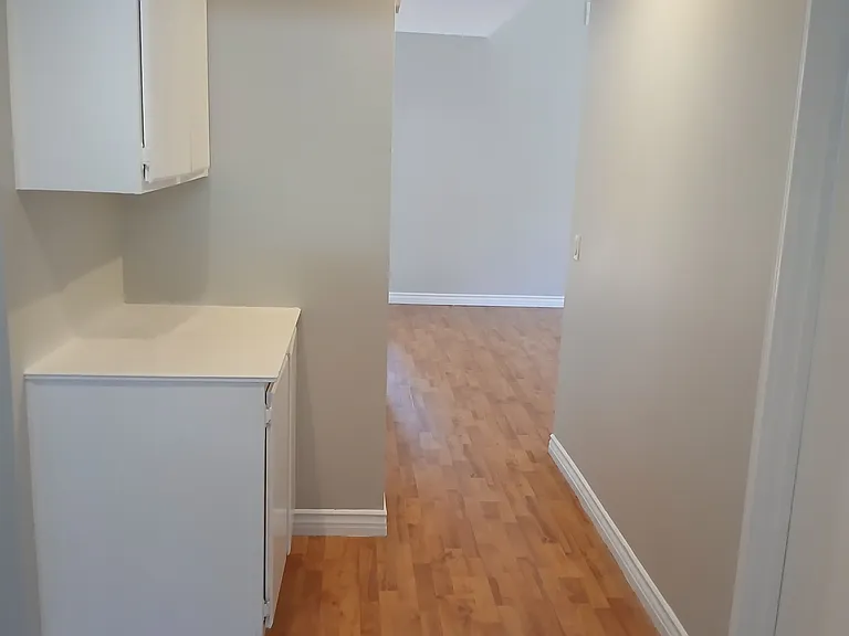 378 E Mariana St — Photo 15