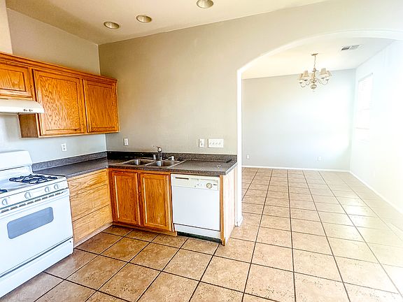 5th image of 552 Fork Mesa Ct
