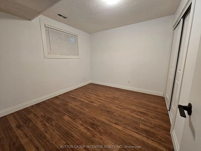 211 Cliff Rd #LOWER — Photo 13