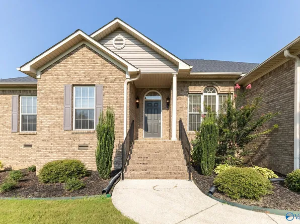 144 Valley Stone Rd, Huntsville, AL 35811