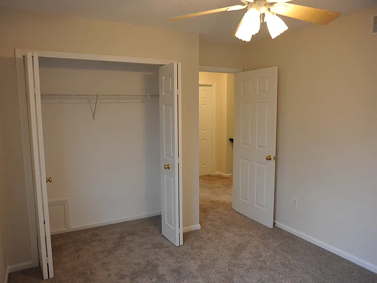 Rear bedroom