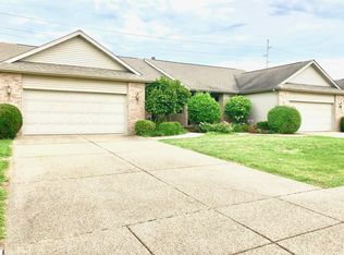 3208 Red Oak Ln, Springfield, IL 62712