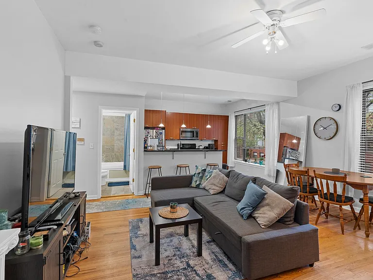 1308 W North Shore Ave — Photo 10