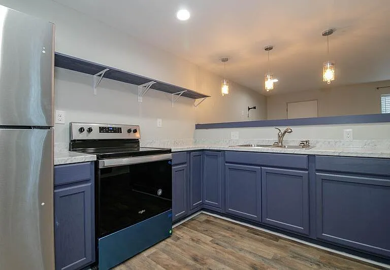 510 Diuguid St — Photo 7