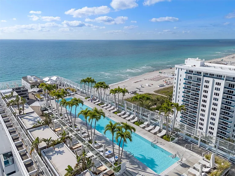 2301 Collins Ave #621 — Photo 32