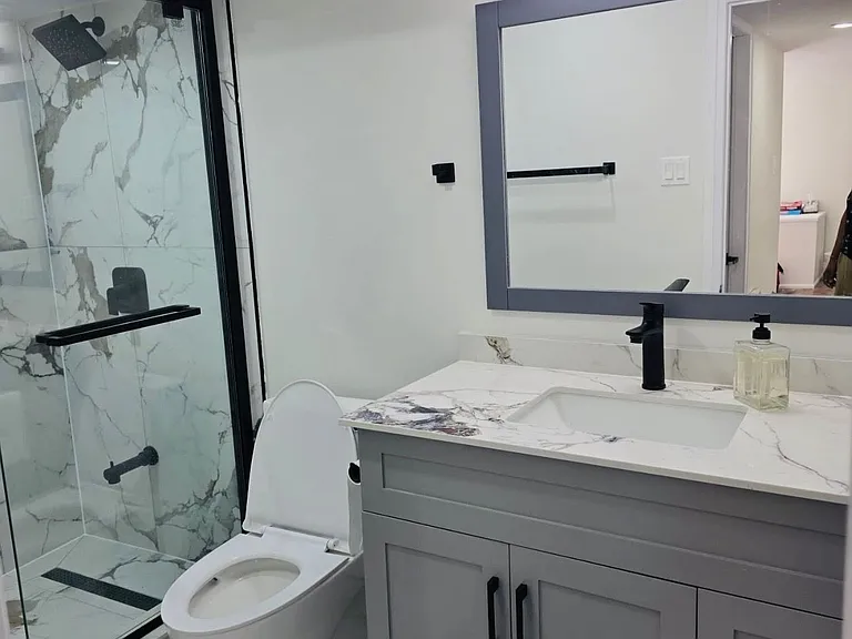 3400 Erin Centre Blvd #BASEMENT — Photo 6