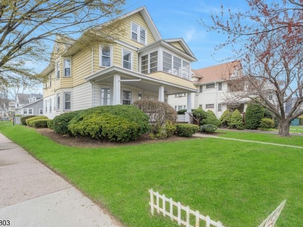 208 Lafayette Ave, Hawthorne Boro, NJ 07506