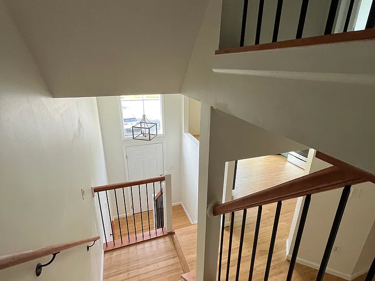 7724 Chatfield Ln — Photo 16