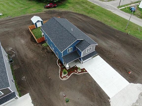 3rd image of 1101 Barnett St