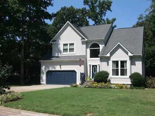 2417 Locust Grove Ln, Virginia Beach, VA 23456
