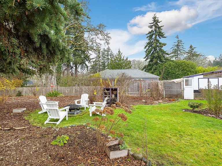 10403 Dekoven Dr SW — Photo 29