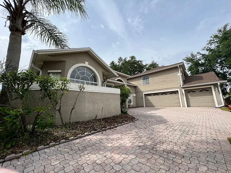10008 Canopy Tree Ct — Photo 3