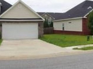 400 Wilmington Dr, Warner Robins, GA 31088