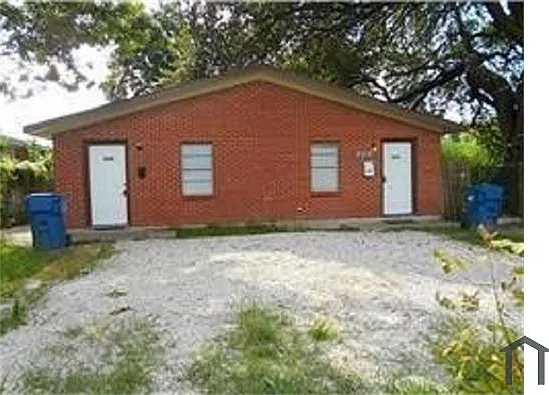 306 Lake Rd #B — Photo 1