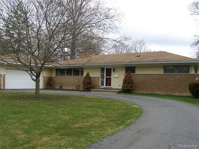 1st image of 2960 E Bradford Dr