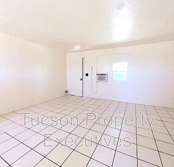 1951 E Benson Hwy #6 — Photo 4