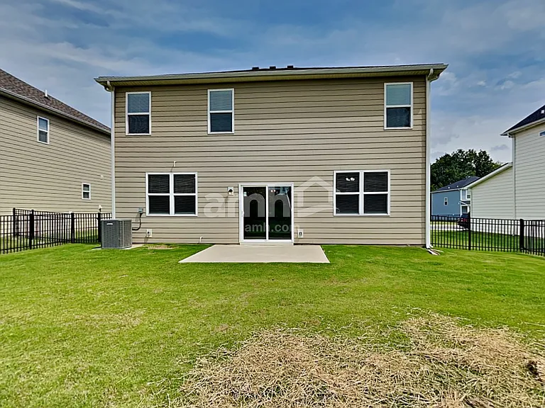 5816 Zurich Rd — Photo 24