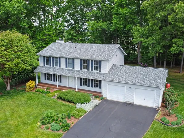 148 Bartley Dr, Newark, DE 19702