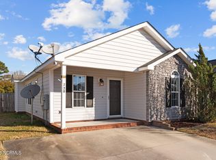 720 Seneca Ct, Winterville, NC 28590