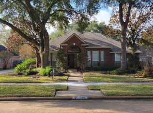 15907 Aberdeen Trails Dr, Houston, TX 77095