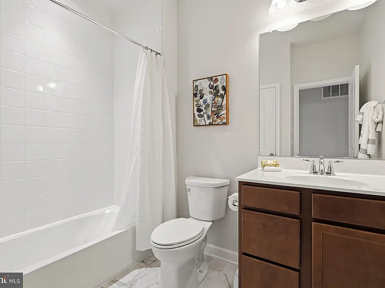 617 Leigh Way — Photo 41
