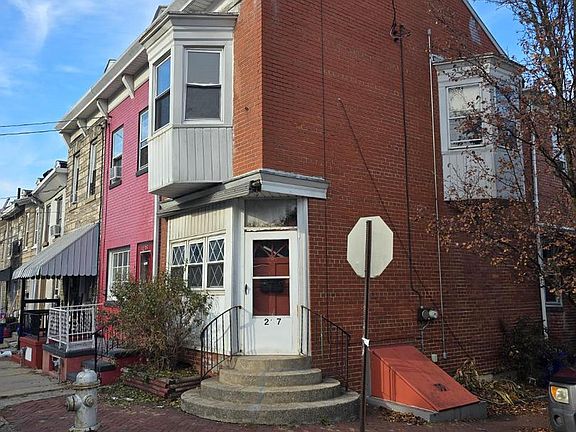 2nd image of 1237 Cotton St