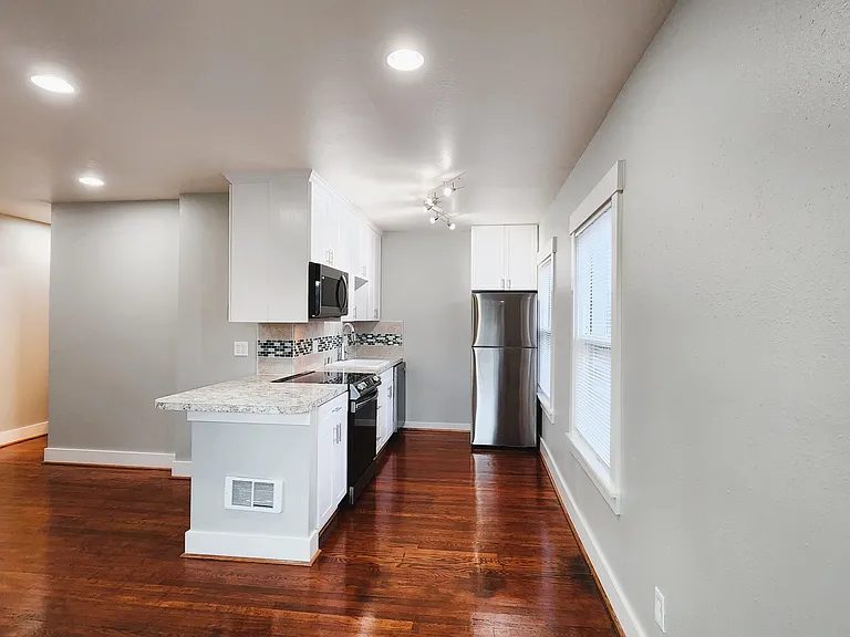 Sealth Vista — Photo 18