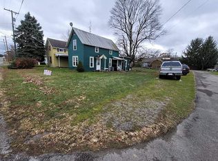 402 S High St #2, Pandora, OH 45877