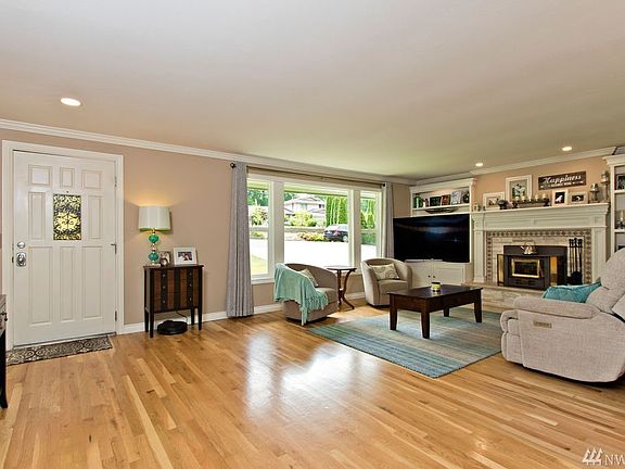 4th image of 14414 106th Avenue Ct E