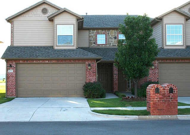 1st image of 167 Castleridge Dr #A