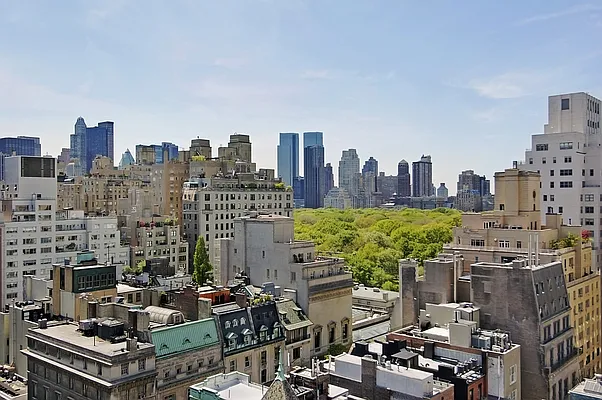 Sold by Corcoran | media 3
