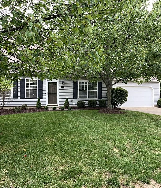 1st image of 4849 Quarry Ln #63