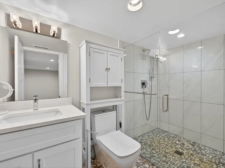 13 Eton Ct — Photo 18