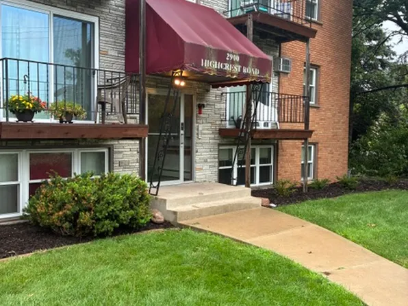 2900 Highcrest Rd N APT 1, Saint Paul, MN 55113