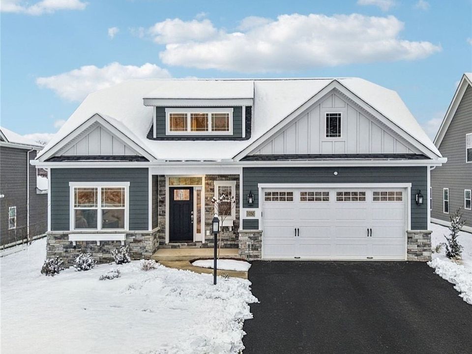 1st image of 1050 Lakeside Dr