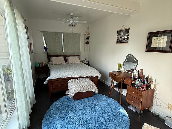 4th image of 610 Sinclair St
