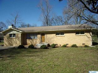 1507 Brook Hollow Cir NW, Huntsville, AL 35816