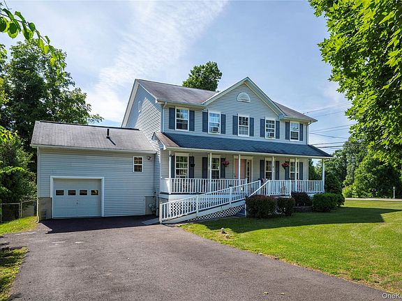 3rd image of 31 Briarwood Drive